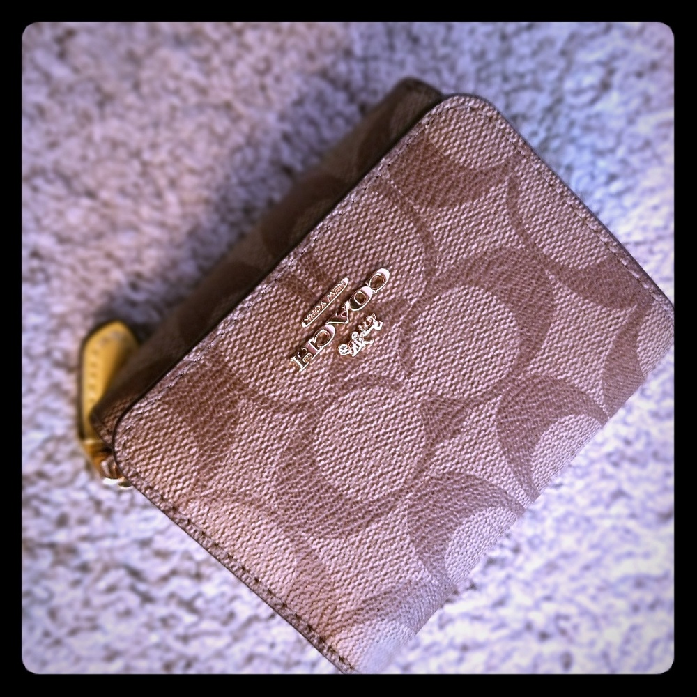 Coach wallet